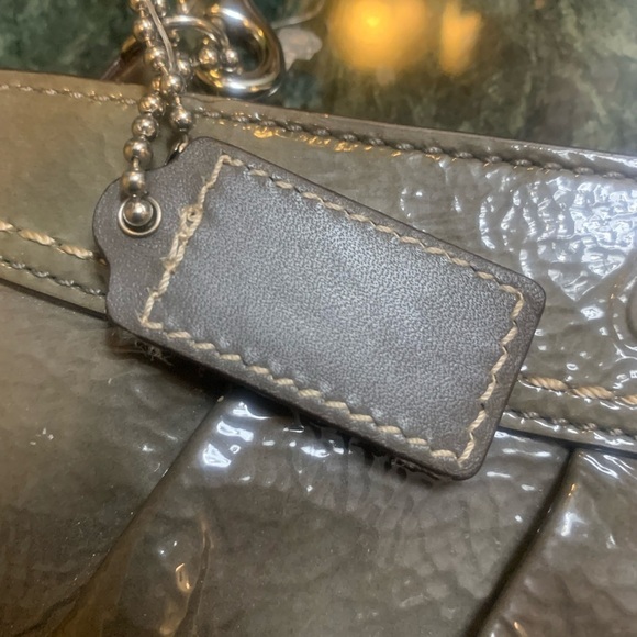 Coach wristlet zippered purse - Picture 6 of 8